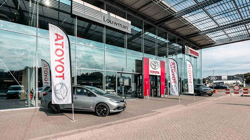 Toyota dealer louwman
